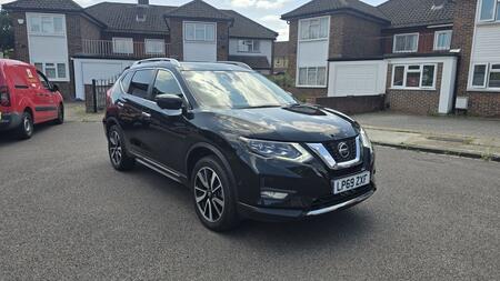 NISSAN X-TRAIL 1.3 DIG-T Tekna
