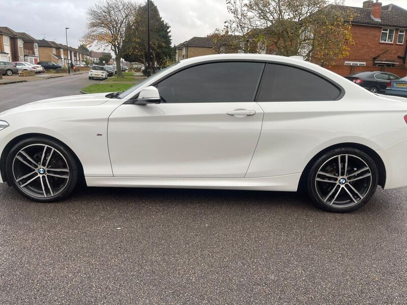 BMW 2 SERIES